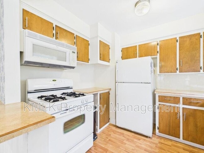 Building Photo - 2667 11th St