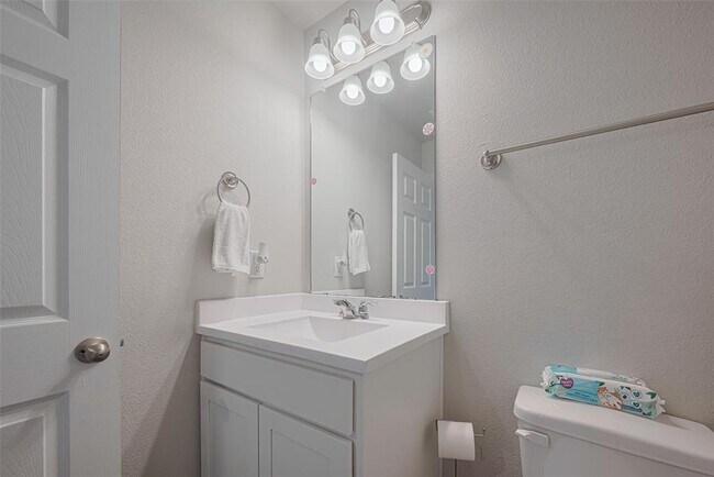 Building Photo - 3813 Kirby Ct