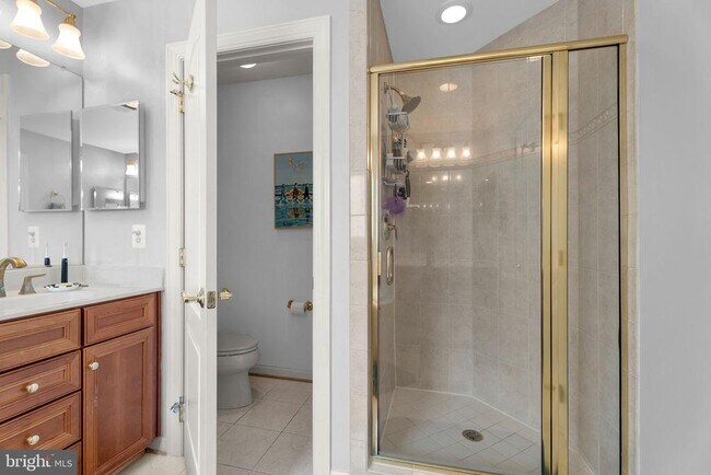 Building Photo - 92 Washington St