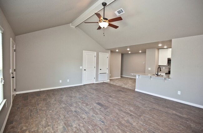 Building Photo - ***240-B Commercial***