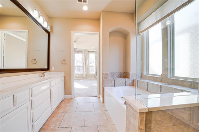 Building Photo - 6844 Westbury Dr