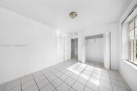 Building Photo - 3453 SW 23rd Terrace