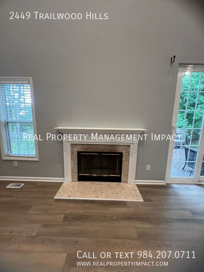 Building Photo - 2449 Trailwood Hills Dr