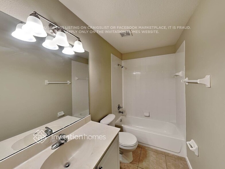 Building Photo - 245 Perfect Dr