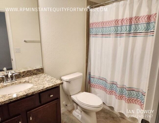 Building Photo - 15575 Pascolo Ln
