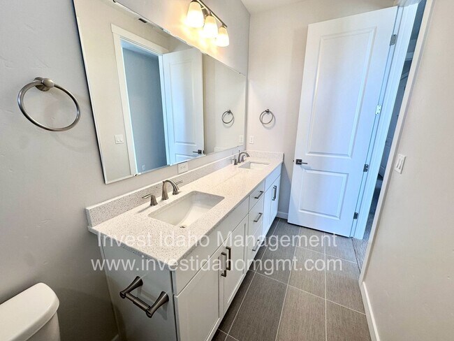 Building Photo - $500.00 Move-in credit! Luxury Gated Townhome in Star – Available Soon! No Shared walls!