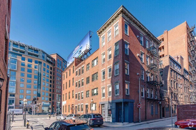 Building Photo - The Michelle