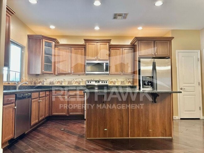 Building Photo - 1090 S Maverick St