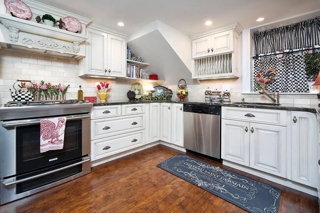 Building Photo - 22 Garden St