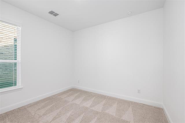 Building Photo - 1013 Rainshower Wy