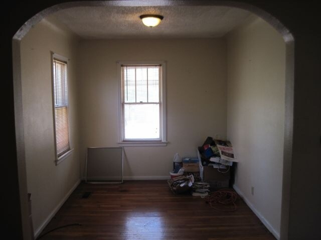 Building Photo - 616 Grand Ave