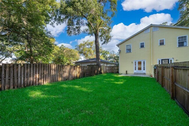 Building Photo - 224 Emory Pl