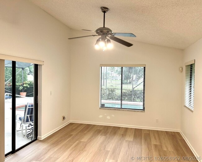 Building Photo - 10215 Camelback Ln