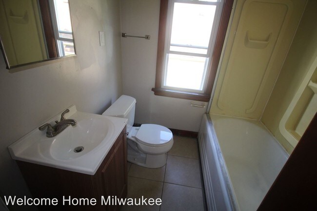 Building Photo - 4703 N 39th St