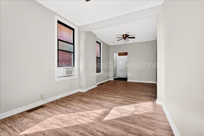 Building Photo - 205 Schirmer St