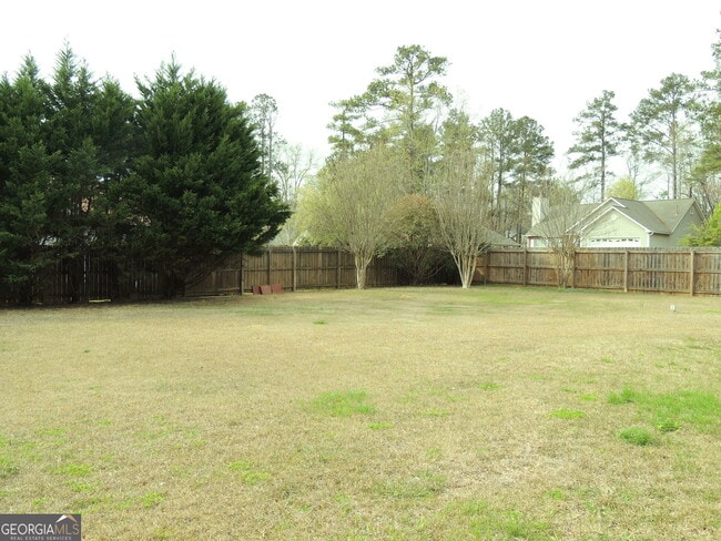 Building Photo - 10 Brandon Dr