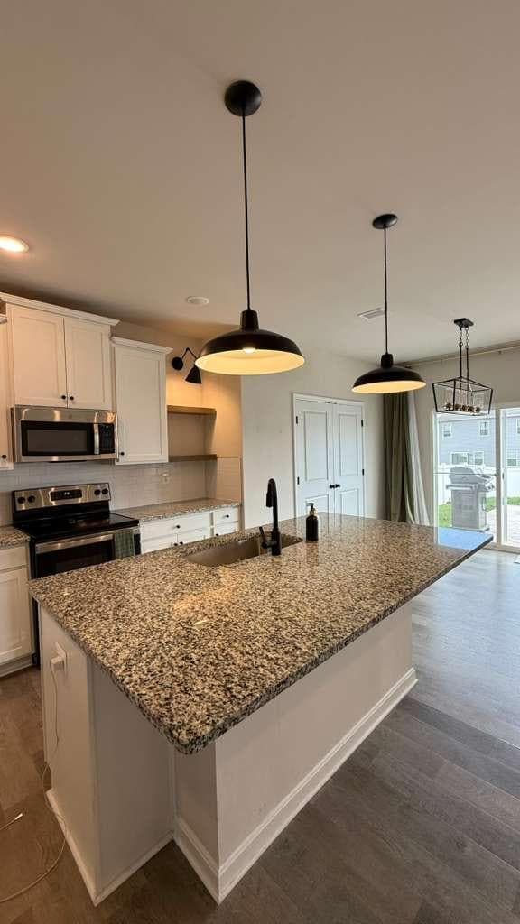 Building Photo - 57 Preening Rd