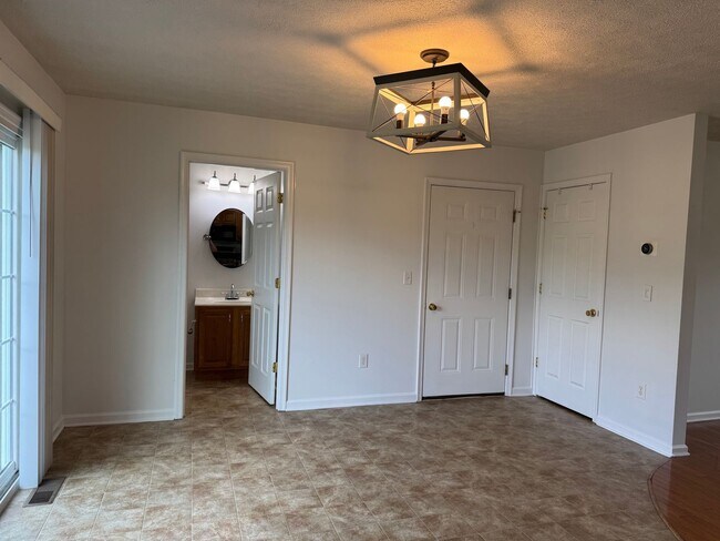 Building Photo - 2 story home with 1 car garage and fenced yard