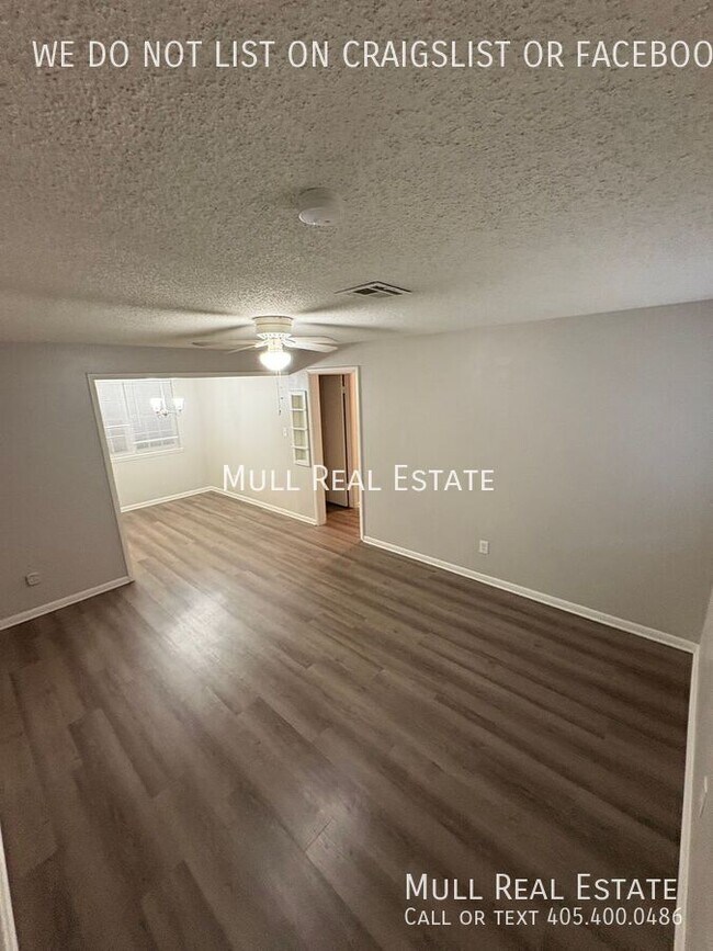 Building Photo - 817 Arnold Ave