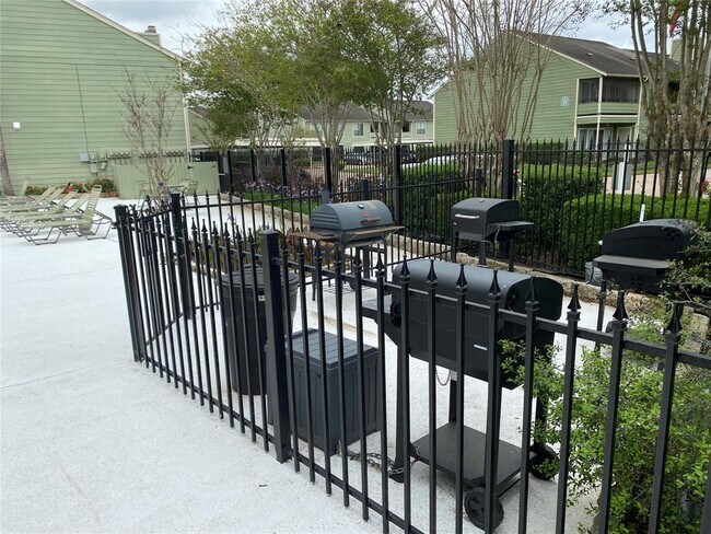 Building Photo - 14777 Wunderlich Dr
