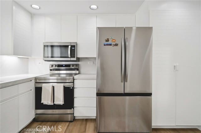 Building Photo - 2253 Martin