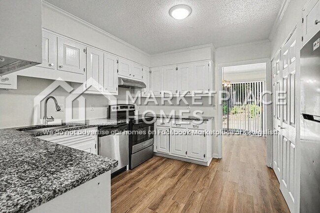 Building Photo - 80 Willowick Dr