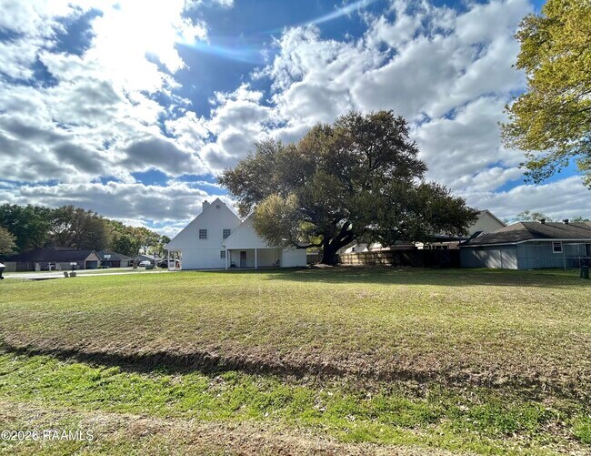 Building Photo - 109 Cheshire Cir