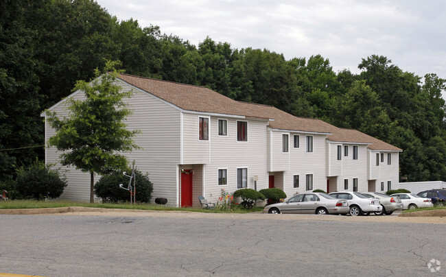 Building Photo - Pocoshock Ridge Apartments