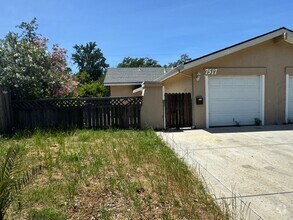 Building Photo - 7517-7519 Saint Philomena Way