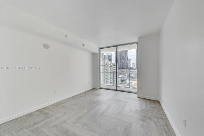 Building Photo - 1100 S Miami Ave
