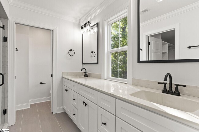 Building Photo - 401 Old Augusta Rd