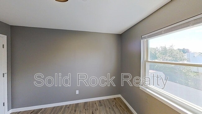 Building Photo - 4325 Allesandro Dr