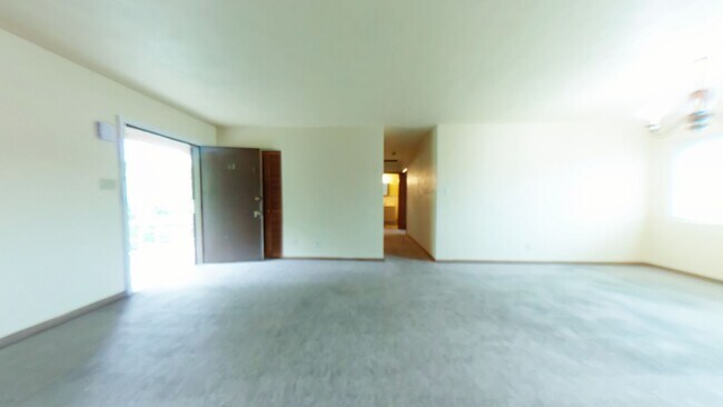 Building Photo - 2 Bed 1 bath Apartment Rental in Parkview area Newport News