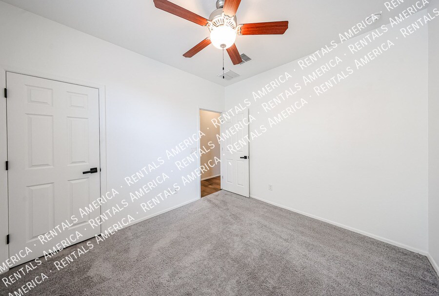 Building Photo - 5211 W Leodra Ln