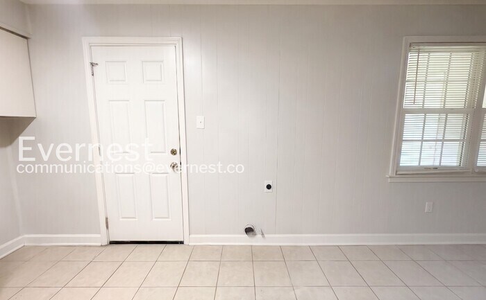 Building Photo - 8304 Baldwyn Cove