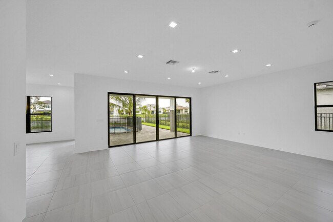 Building Photo - 10040 Stockrun Dr