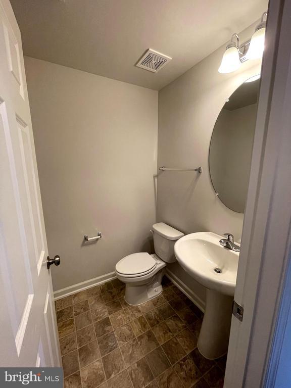 Building Photo - 200 Norland Knoll Dr