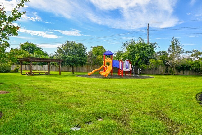Building Photo - 1902 Sparrows Ridge