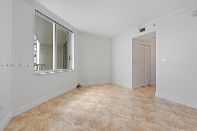 Building Photo - 325 S Biscayne Blvd
