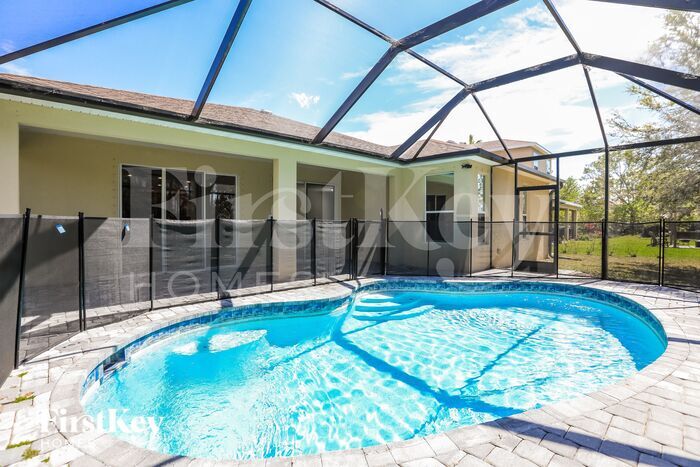 Building Photo - 2553 Hobblebrush Dr