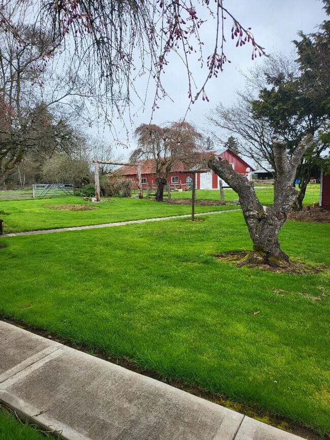 Building Photo - STATUS: *PENDING APPLICATION*| R98C | $2095.00