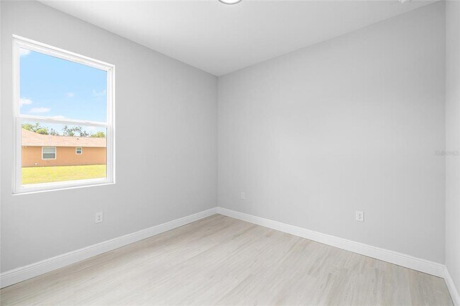 Building Photo - 10024 Cocoa Beach St