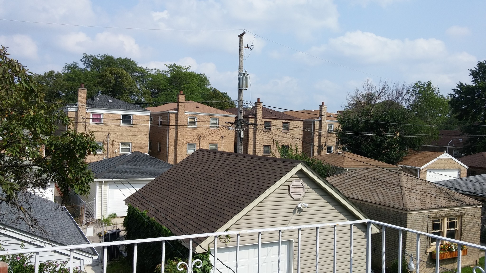Building Photo - 5743 S Kenneth Ave