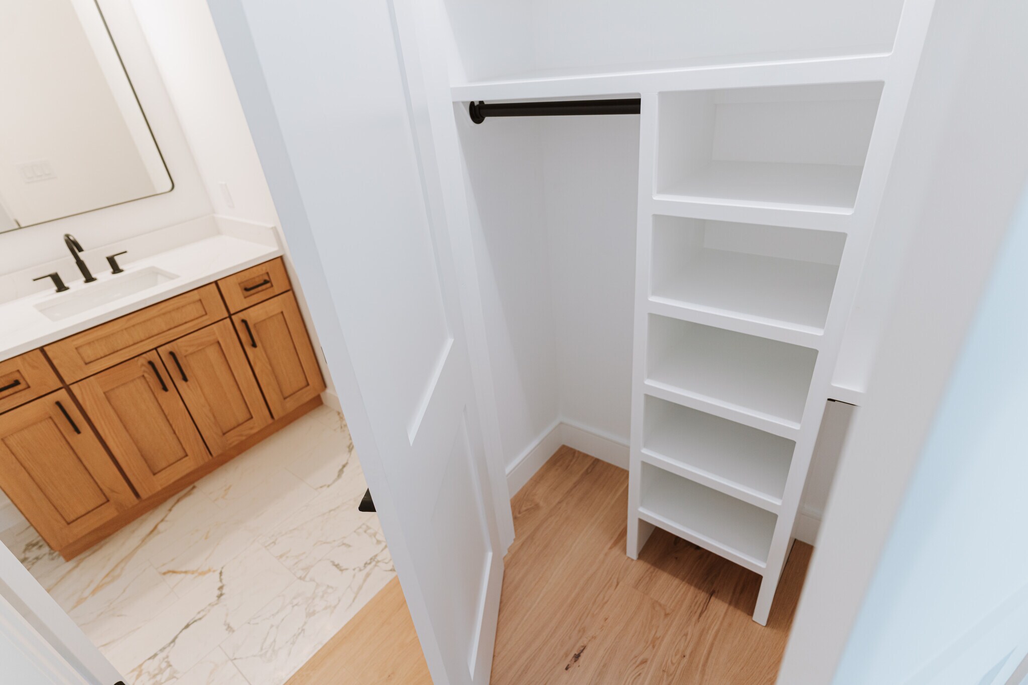 Building Photo - 5 Thurston St