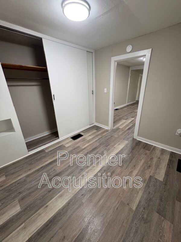 Building Photo - 507 Porter St