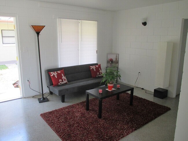 Interior Photo - Rose Garden Apartments