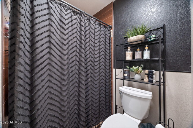 Building Photo - 3361 W Hansen