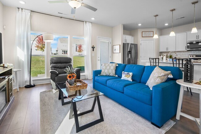 Building Photo - 1223 June Wilde Rdg