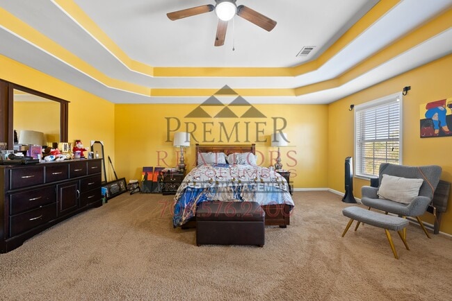 Building Photo - 4940 Brightstar Ln