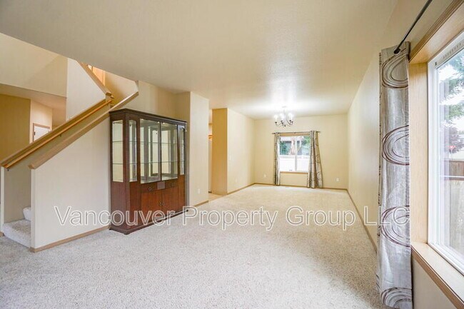 Building Photo - 2420 NE 165th Ave